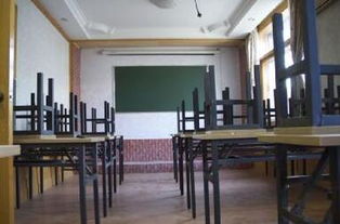 北京驚現 8 人精品小班畫室